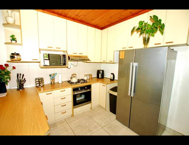 3 BEDROOM HOUSE FOR SALE IN SHIRLEY PARK